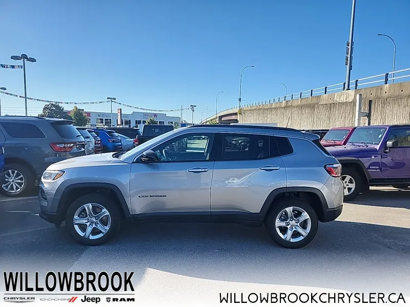 Jeep Compass 2023 photo 2