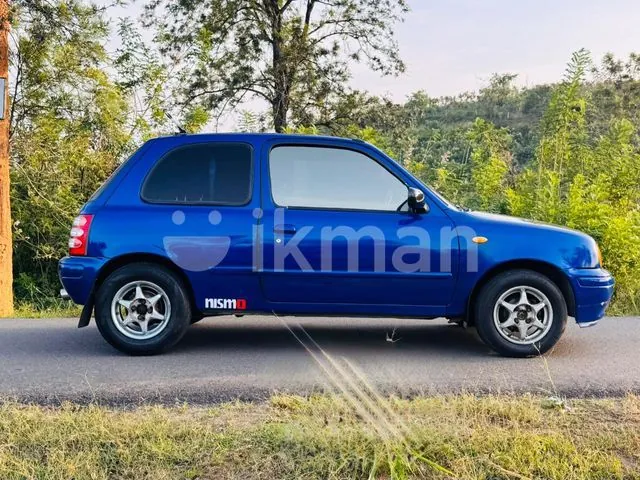 Nissan March 1997 photo 2