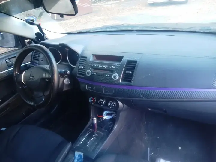 Mitsubishi Lancer 2009 photo 4