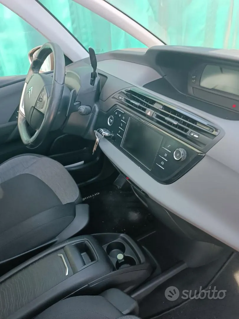 Citroen C4 Picasso 2018 photo 3