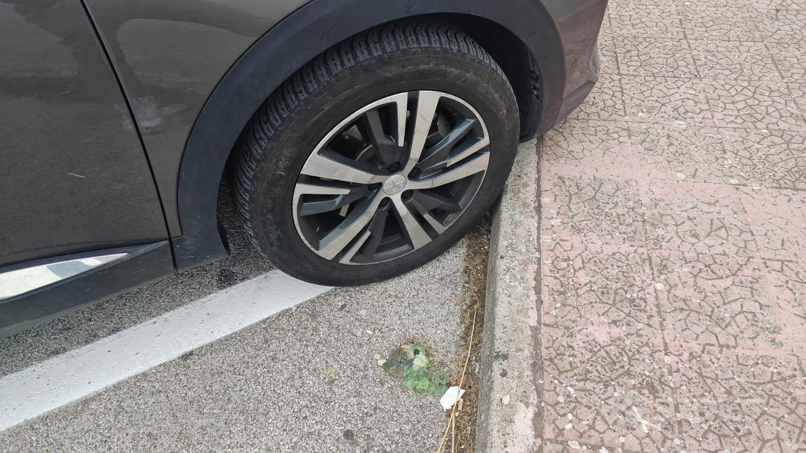 Peugeot 3008 2023 photo 3