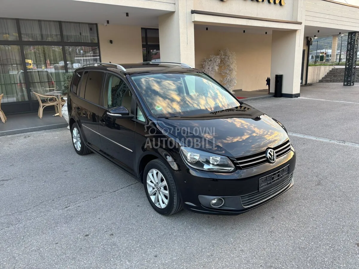 Volkswagen Touran 2011 photo 5
