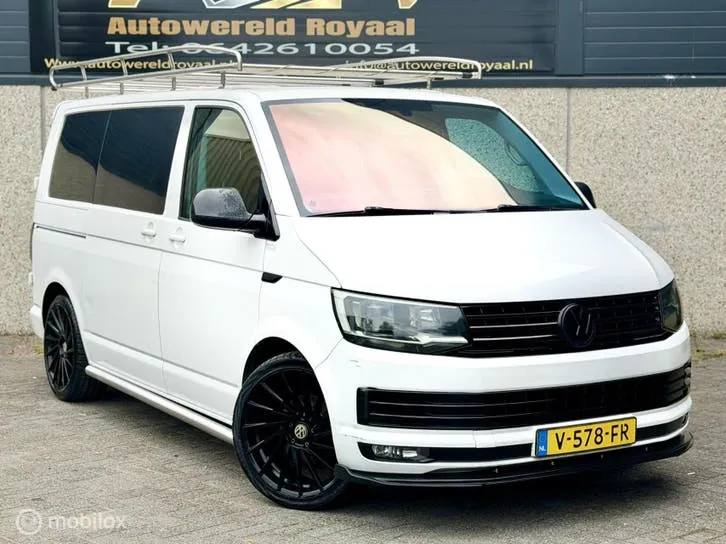 Volkswagen Transporter 2017 photo 2