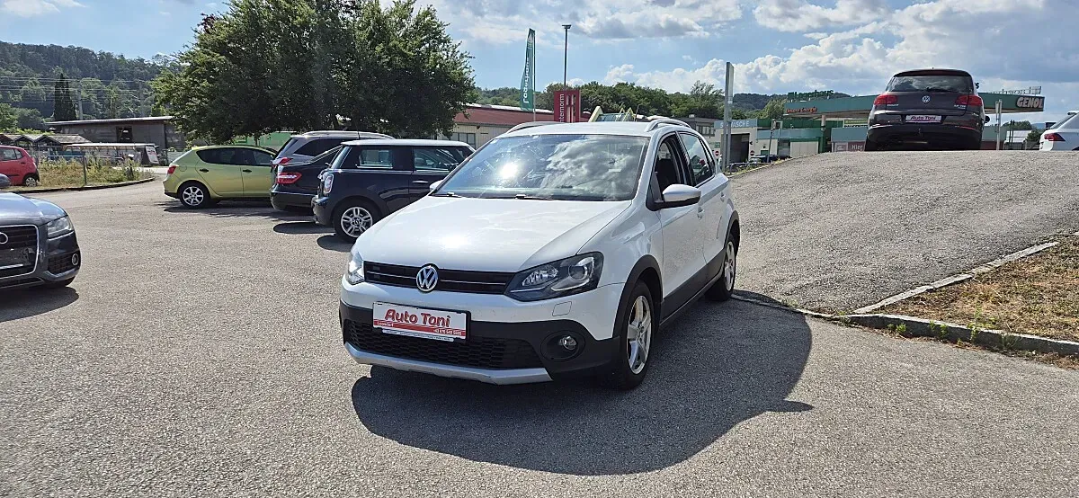 Volkswagen Polo Country 2012 photo 2