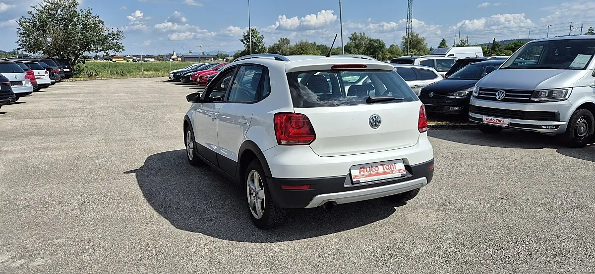 Volkswagen Polo Country 2012 photo 3