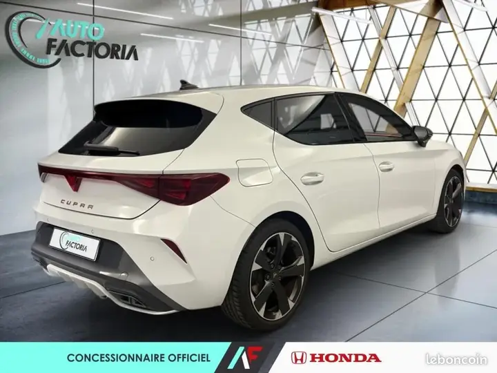 Cupra Leon 2025 photo 3