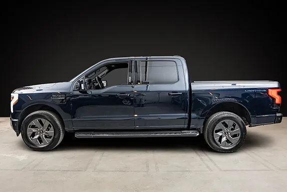 Ford F-150 Lightning 2023 photo 5