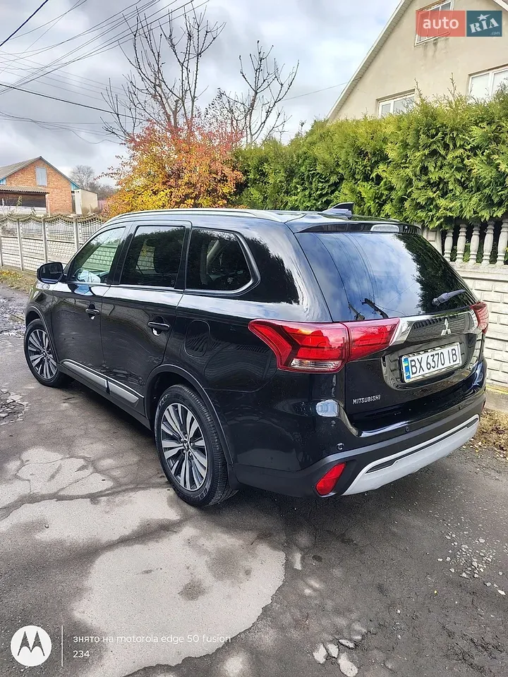 Mitsubishi Outlander 2021 photo 5