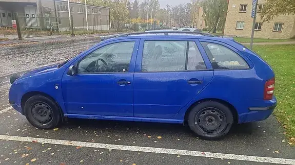 Skoda Fabia 2002 photo 3