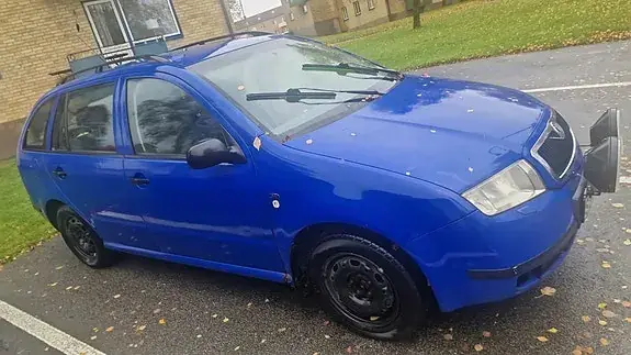 Skoda Fabia 2002 photo 4