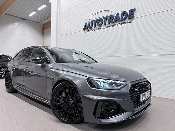 Audi Rs4 2020 photo 2