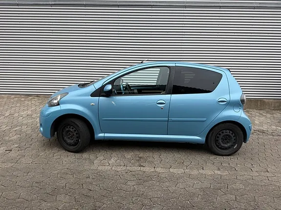 Toyota Aygo 2014 photo 2