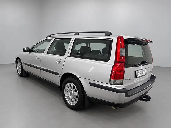 Volvo V70 2003 photo 2