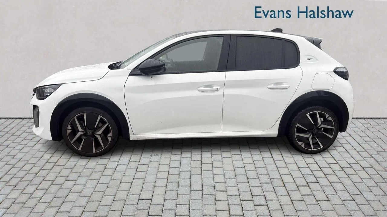 Peugeot 208 2024 photo 3