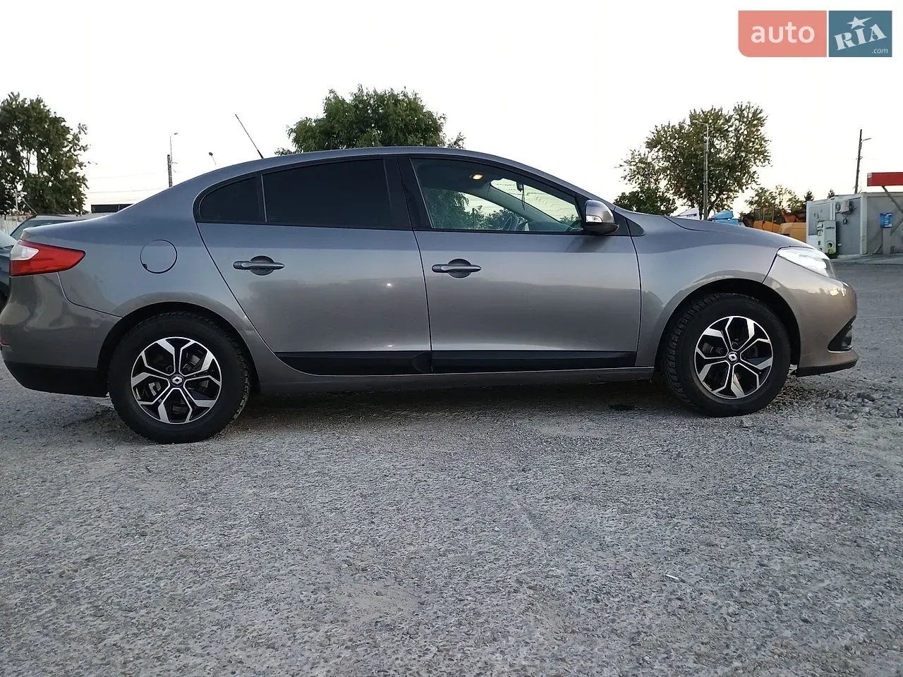 Renault Fluence 2014 photo 2