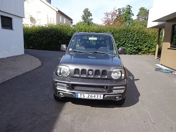 Suzuki Jimny 2011 photo 5