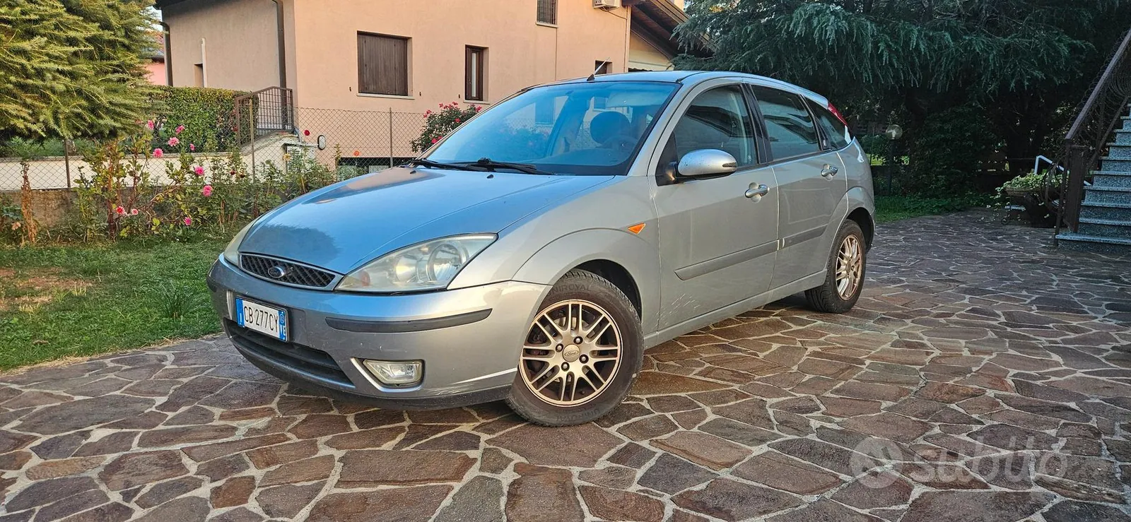 Ford Focus 2002 photo 2