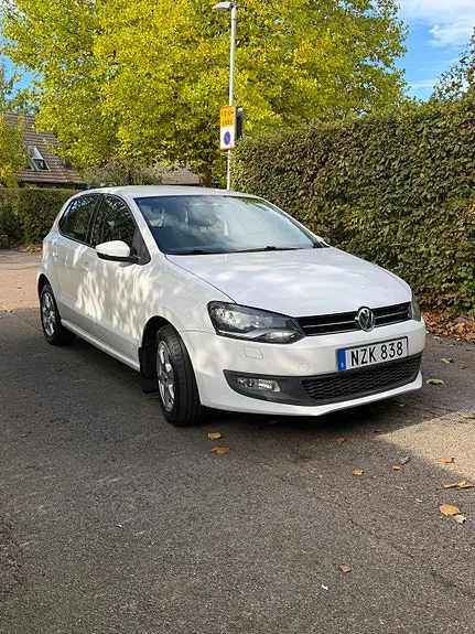 Volkswagen Polo 2014 photo 2