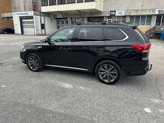 Mitsubishi Outlander 2017 photo 5