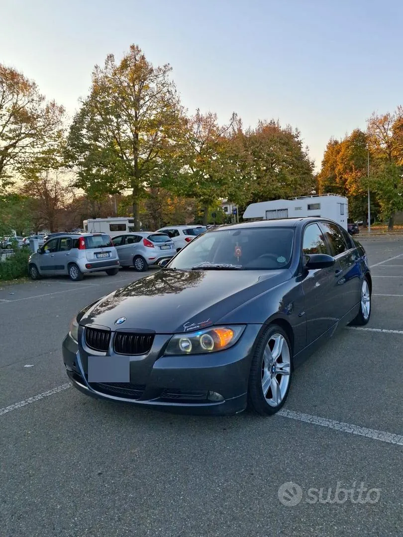 BMW E90 2006 photo 4