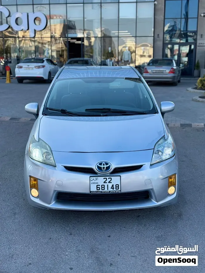 Toyota Prius 2011 photo 2