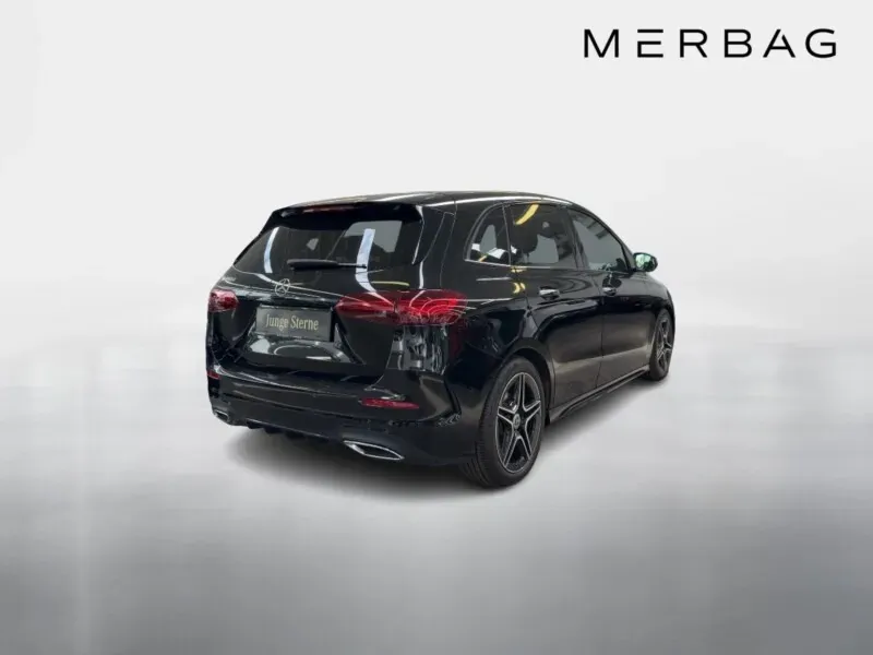 Mercedes-Benz B-Class 2024 photo 3