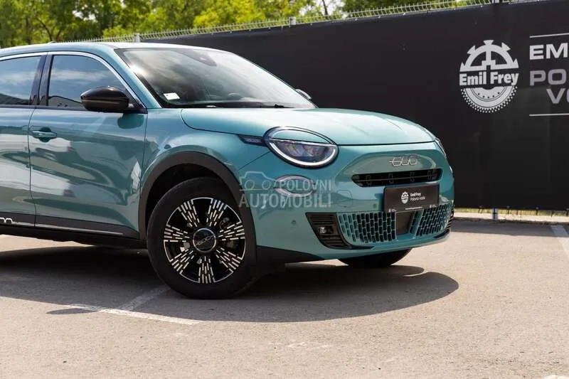 Fiat 600 2025 photo 2