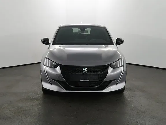 Peugeot 208 2021 photo 2