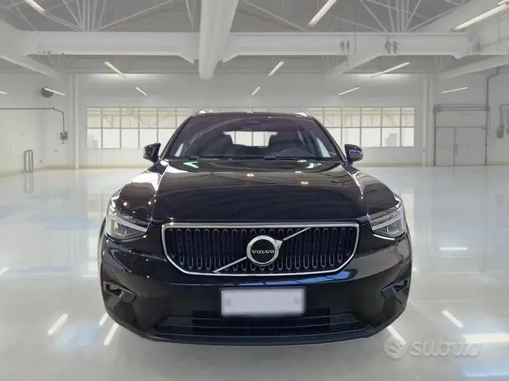 Volvo Xc40 2022 photo 2
