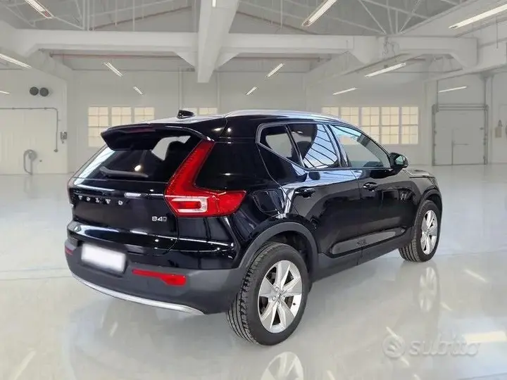 Volvo Xc40 2022 photo 4