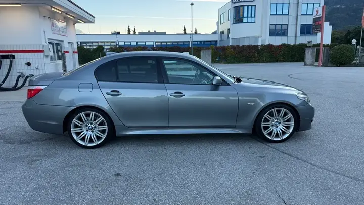 BMW 5 Series 2007 photo 3