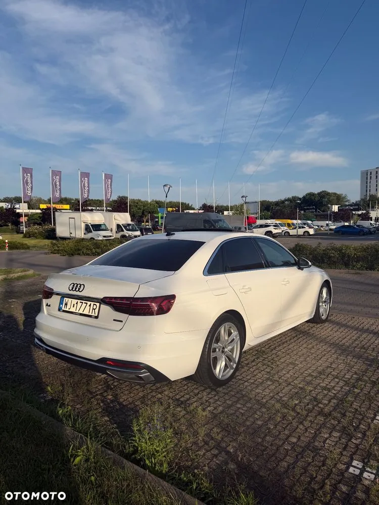Audi A4 2023 photo 4
