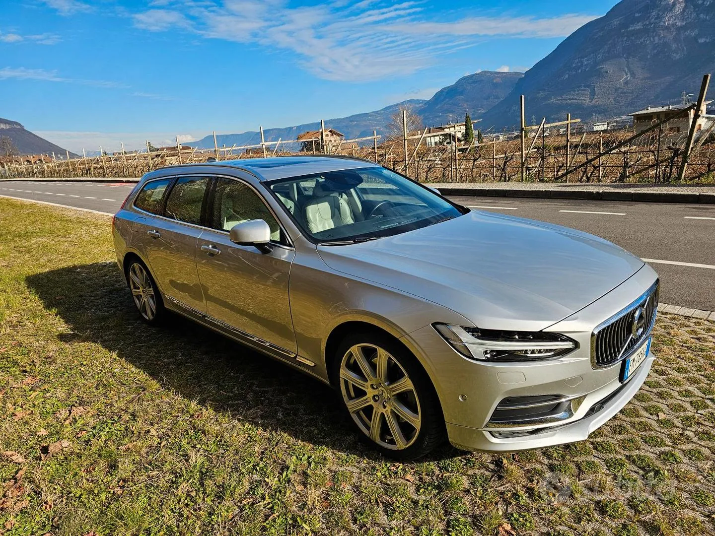 Volvo V90 2017 photo 2