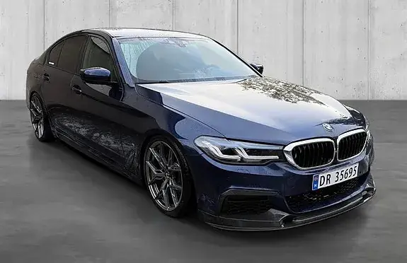 BMW 530E