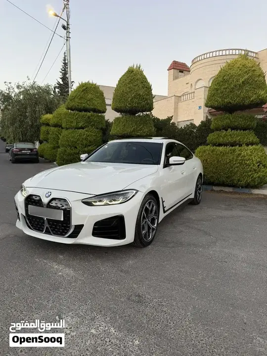 BMW I4
