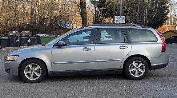 Volvo V50 2009 photo 2