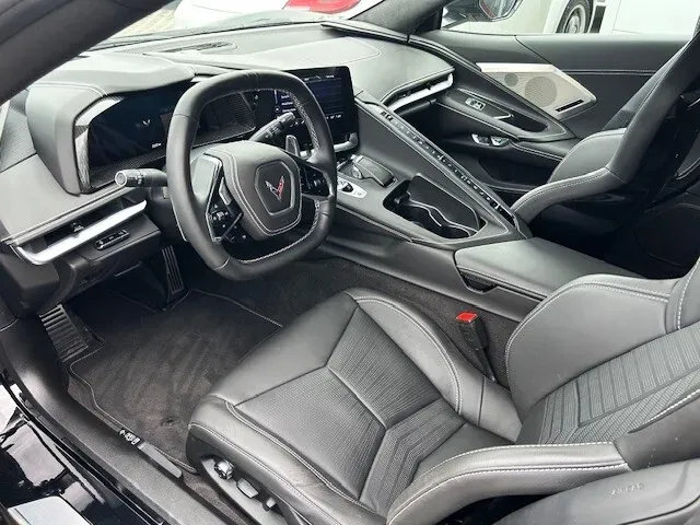 Chevrolet Corvette 2024 photo 3