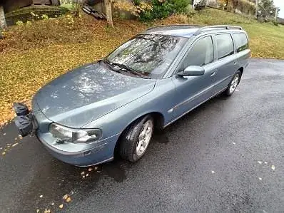 Volvo V70 2004 photo 2