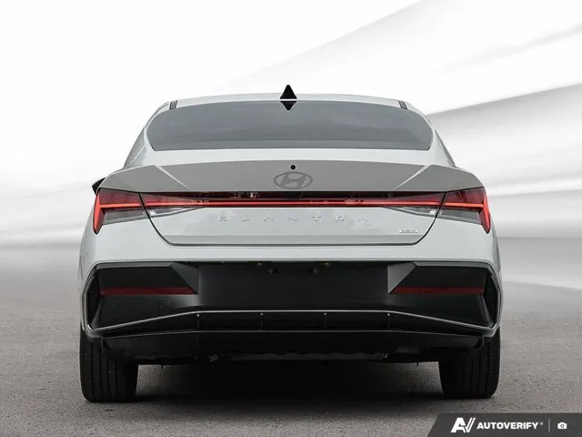 Hyundai Elantra 2025 photo 4