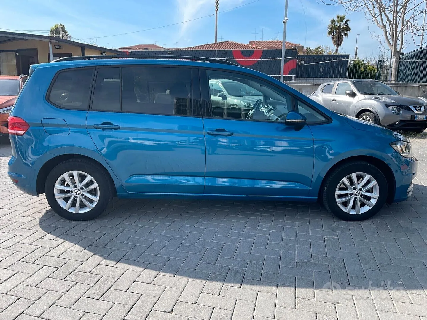 Volkswagen Touran 2017 photo 4