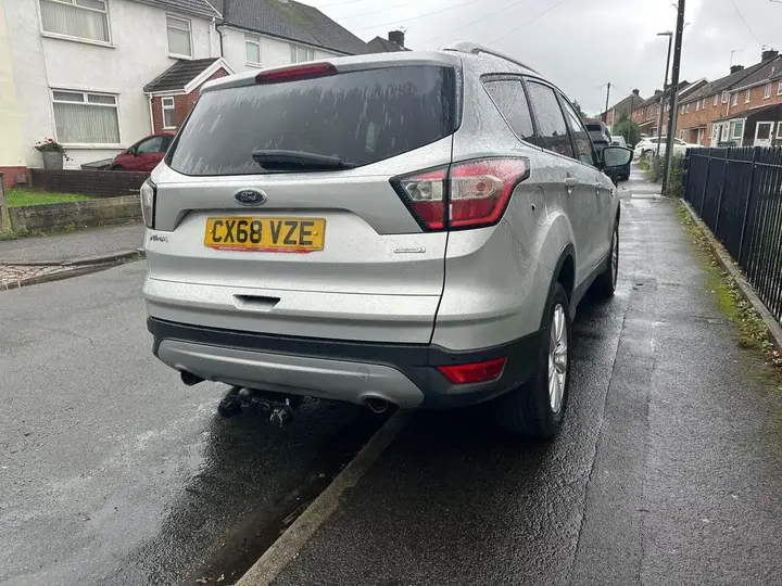 Ford Kuga 2018 photo 4