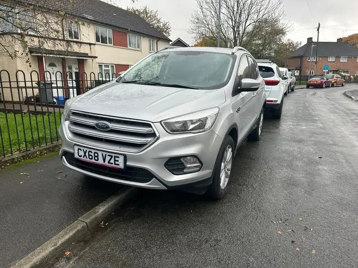 Ford Kuga 2018 photo 2
