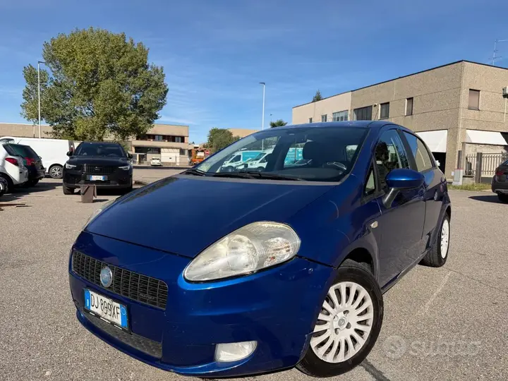 Fiat Grande Punto 2007 photo 3