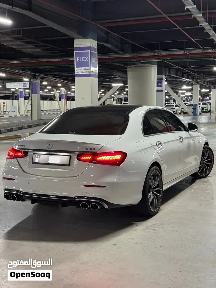 Mercedes-Benz E-Class 2022 photo 4
