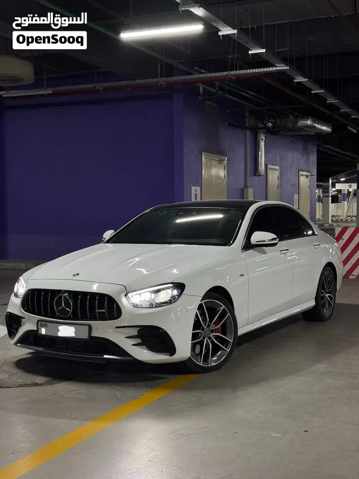 Mercedes-Benz E-Class 2022 photo 2