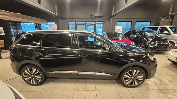 Peugeot 5008 2018 photo 4