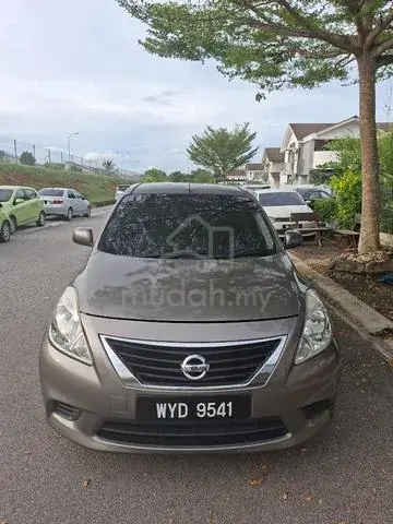 Nissan Almera