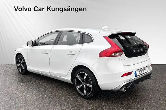 Volvo V40 2019 photo 4