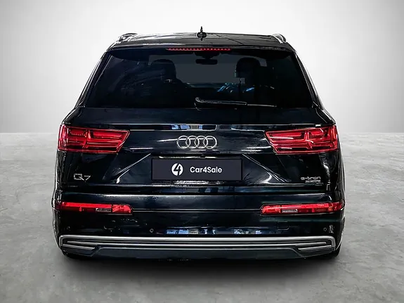 Audi Q7 2017 photo 4
