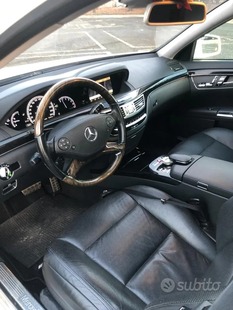 Mercedes-Benz S-Class 2023 photo 2